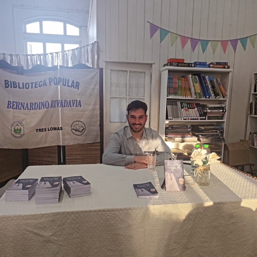 Ger&oacute;nimo Robert present&oacute; en Tres Lomas su libro "En otra vida, s&iacute;"